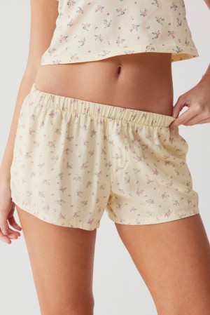 Frankies Bikinis Farmhouse Floral Mini Short Buttercup Bouquet | GS1435806